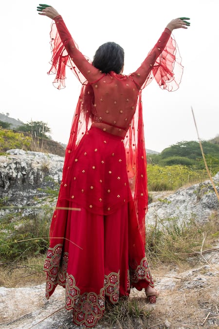 Shop Swati Vijaivargie Red Silk Blouse Round, Jacket Open Cape Lehenga Set at Aza Fashions Shop_Swati Vijaivargie_Red Silk Blouse Round, Jacket Open Cape Lehenga Set _at_Aza_Fashions