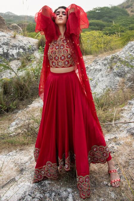 Swati Vijaivargie Red Silk Blouse Round, Jacket Open Cape Lehenga Set Online at Aza Fashions Swati Vijaivargie_Red Silk Blouse Round, Jacket Open Cape Lehenga Set _Online_at_Aza_Fashions