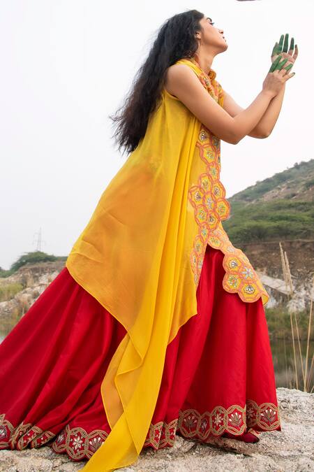 Swati Vijaivargie_Red Silk Cape Open Jacket Sharara Set _Online_at_Aza_Fashions