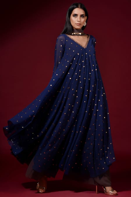 Vvani by Vani Vats Embellished Kurta Set 
