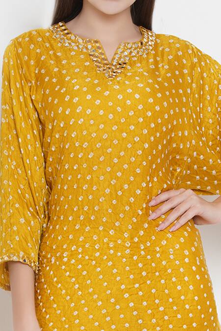 Shop Twenty Nine Yellow Gajji Silk Notched Bandhani Tunic at Aza Fashions Shop_Twenty Nine_Yellow Gajji Silk Notched Bandhani Tunic_at_Aza_Fashions