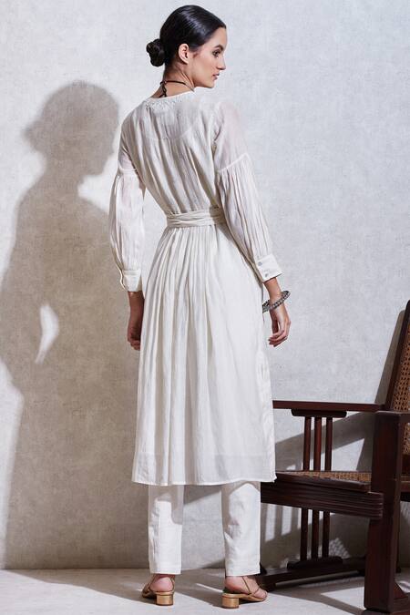 Shop_Ritu Kumar_White Cotton Round Embroidered Kurta Pant Set_at_Aza_Fashions