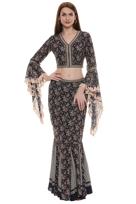 Shop_Soup by Sougat Paul_Blue Maslin Slub, Sequins Net V Neck Floral Lehenga Set _Online_at_Aza_Fashions