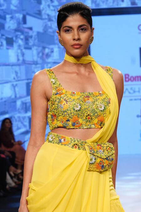 Shop_DiyaRajvvir_Yellow Square Neck Pre-draped Saree Set _at_Aza_Fashions