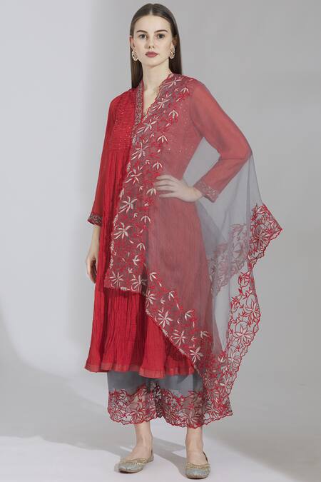 Poonam Dubey_Red Chanderi Silk V Neck Kurta Palazzo Set _Online_at_Aza_Fashions