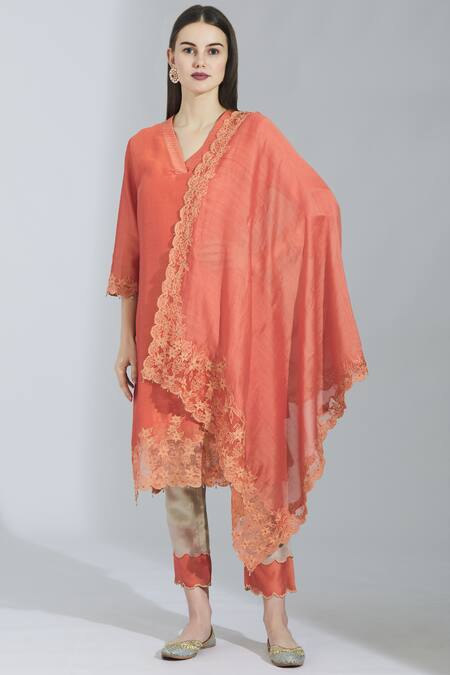 Poonam Dubey_Orange Chanderi Silk V Neck Kurta Set _Online_at_Aza_Fashions