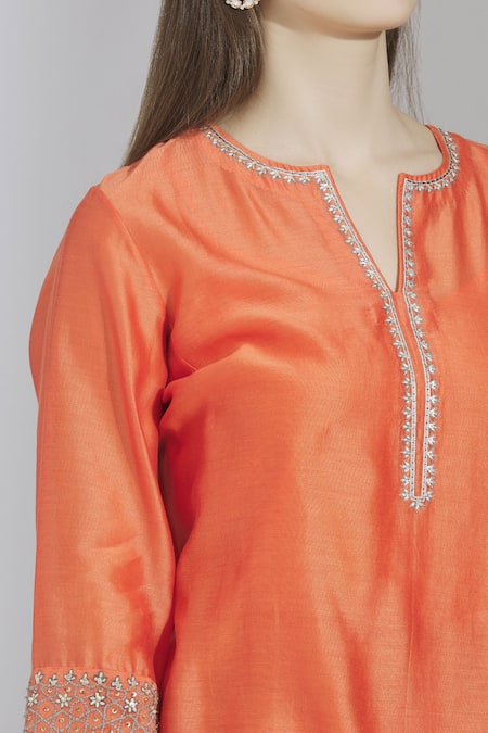 Poonam Dubey_Orange Chanderi Silk Round Kurta Palazzo Set _at_Aza_Fashions