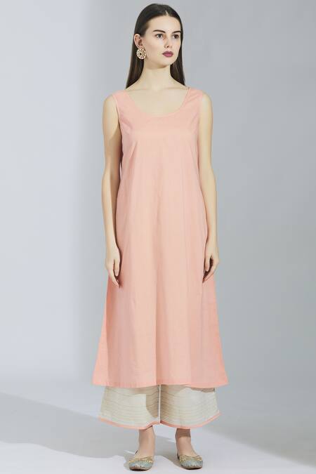 Buy_Poonam Dubey_Peach Chanderi Silk V Neck Kurta Palazzo Set _Online_at_Aza_Fashions