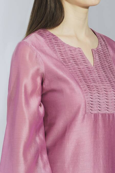 Poonam Dubey_Pink Chanderi Silk Round Kurta Set _at_Aza_Fashions