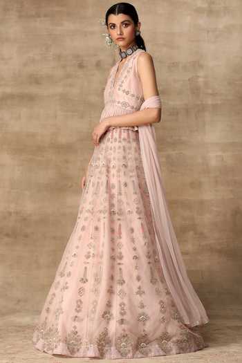 Ridhi Mehra Pink Net V Neck Embroidered Bridal Lehenga Set Online at Aza Fashions Ridhi Mehra_Pink Net V Neck Embroidered Bridal Lehenga Set _Online_at_Aza_Fashions