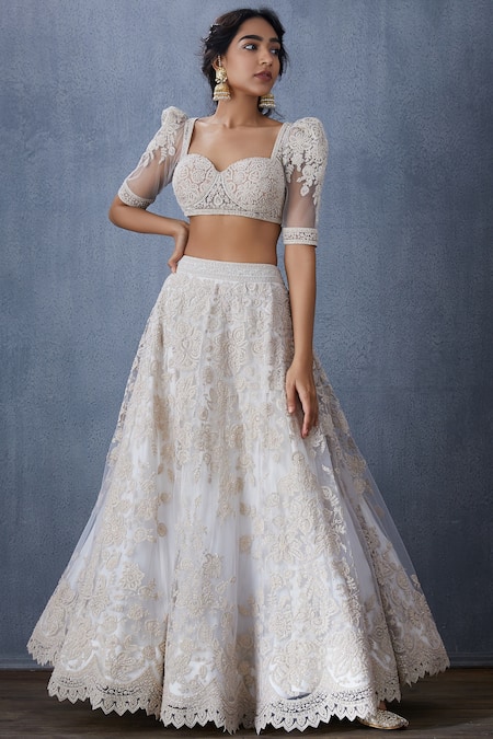 Torani_White Tulle Sweetheart Neck Embroidered Bridal Lehenga Set _Online_at_Aza_Fashions
