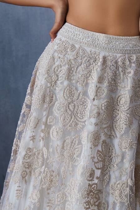 Torani_White Tulle Sweetheart Neck Embroidered Bridal Lehenga Set _at_Aza_Fashions