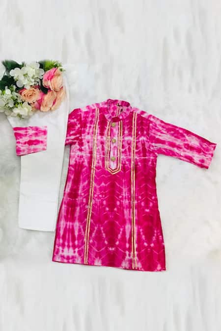 Buy_Kirti Agarwal - Pret N Couture_Pink Chanderi, Cotton Embroidery, Gota Patti Kurta Set _Online_at_Aza_Fashions