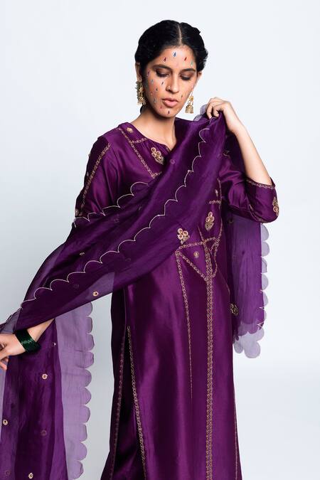 Label Earthen_Purple Chanderi Silk, Organza Embroidery Floral Kurta Set For Kids_at_Aza_Fashions
