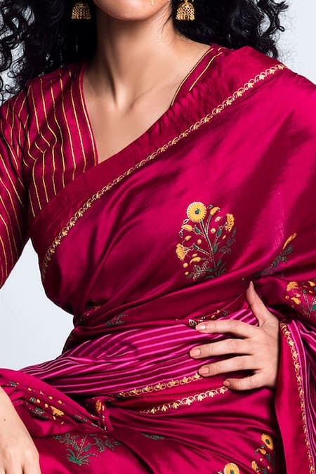 Buy_Label Earthen_Pink Raw Silk Handwoven Printed Saree _Online_at_Aza_Fashions