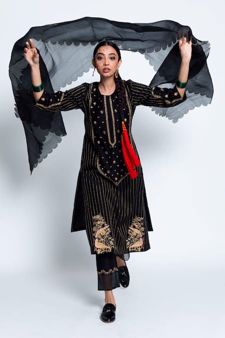 Label Earthen Black Chanderi , Organza Kurta Set 