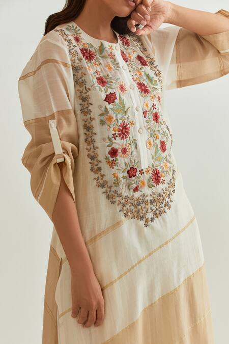 Prama By Pratima Pandey_Ivory Chanderi Embroidered Parsi Round Dabka Dress With Inner  _Online_at_Aza_Fashions