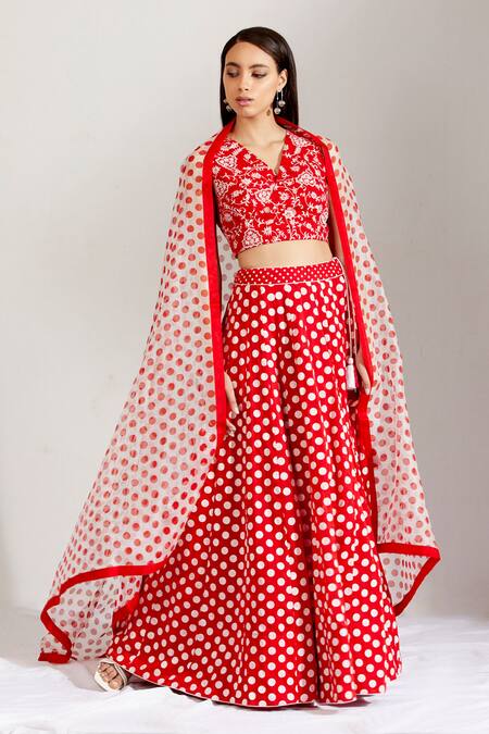 Buy_Label Earthen_Red Cotton Mal, Organza Silk V Neck Polka Dot Print Lehenga Set _Online_at_Aza_Fashions