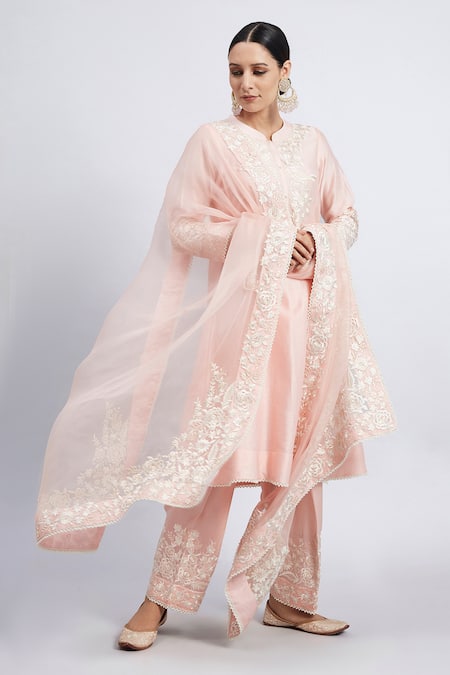 Buy Aarvi Daisy Ivory & Pearl Pink Long Kurta With Palazzo And Dupatta by  SHEETAL BATRA at Ogaan Online Shopping Site