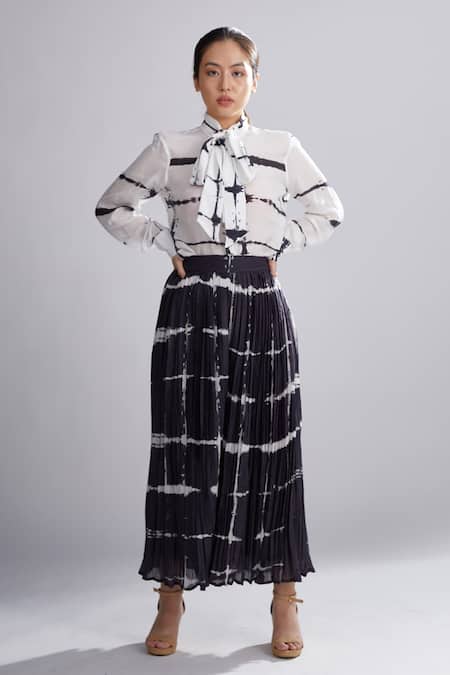 Koai Black Chanderi Silk Shibori Pant 