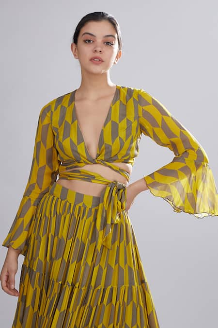 Koai Yellow Chiffon Geometic Print Tie-up Crop Top 