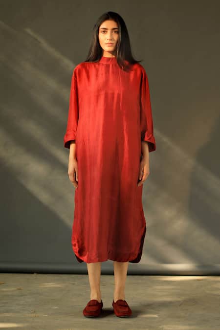 Shop Shorshe Clothing Red Handloom Mulberry Silk Band Collar Dress Online at Aza Fashions Shop_Shorshe Clothing_Red Handloom Mulberry Silk Band Collar Dress _Online_at_Aza_Fashions