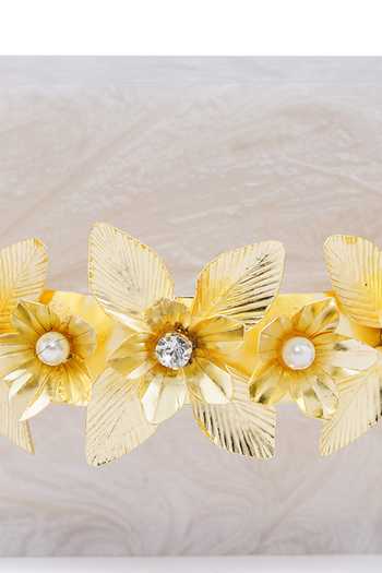 Be Chic White Pearl Floral Embellished Box Clutch at Aza Fashions Be Chic_White Pearl Floral Embellished Box Clutch_at_Aza_Fashions