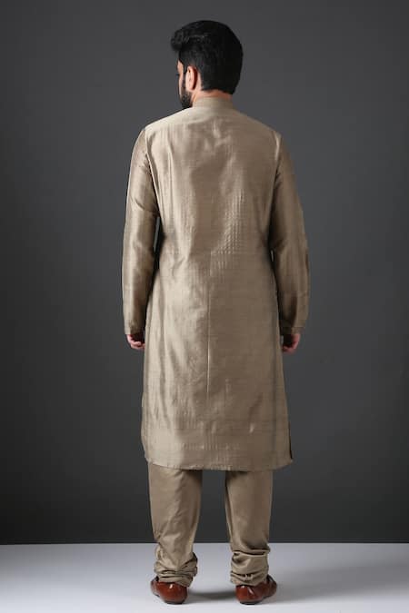 Minaki Pintuck Kurta Set 