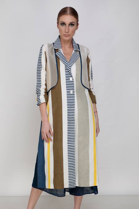 Arcvsh By Pallavi Singh Multi Color Handwoven Noil Silk Hand Painted Jacket And Culottes Set Online at Aza Fashions Arcvsh By Pallavi Singh_Multi Color Handwoven Noil Silk Hand Painted Jacket And Culottes Set _Online_at_Aza_Fashions