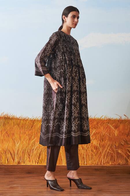 Buy Ikai By Ragini Ahuja Brown Cotton Silk Chanderi Pleated Kurta And Pant Set Online at Aza Fashions Buy_Ikai By Ragini Ahuja_Brown Cotton Silk Chanderi Pleated Kurta And Pant Set_Online_at_Aza_Fashions