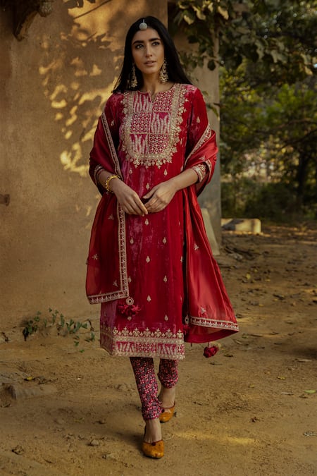 Punit Balana Maroon Velvet Kurta Set 
