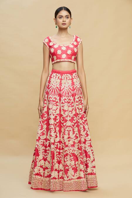 Pallavi Jaikishan_Pink Raw Silk Scoop Neck Embroidered Bridal Lehenga Set _Online_at_Aza_Fashions