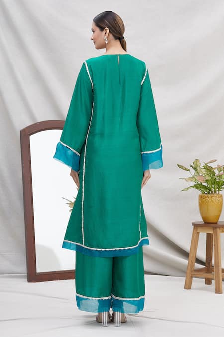 Shop Ekta Singh Green Silk Round Panelled Kurta Set at Aza Fashions Shop_Ekta Singh_Green Silk Round Panelled Kurta Set _at_Aza_Fashions