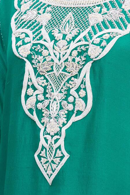 Ekta Singh Green Silk Round Panelled Kurta Set at Aza Fashions Ekta Singh_Green Silk Round Panelled Kurta Set _at_Aza_Fashions