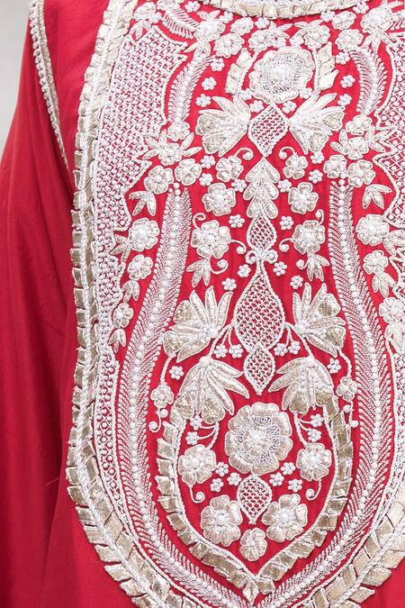 Ekta Singh Red Silk Round Panelled Kurta Set at Aza Fashions Ekta Singh_Red Silk Round Panelled Kurta Set _at_Aza_Fashions