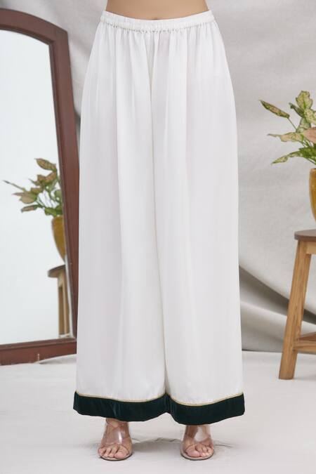 Shop_Ekta Singh_Green Organza, Velvet Round Embroidered Kurta Set _Online_at_Aza_Fashions