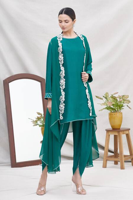 Ekta Singh_Green Georgette, Modal Round Asymmetric Cape And Dhoti Pant Set _Online_at_Aza_Fashions