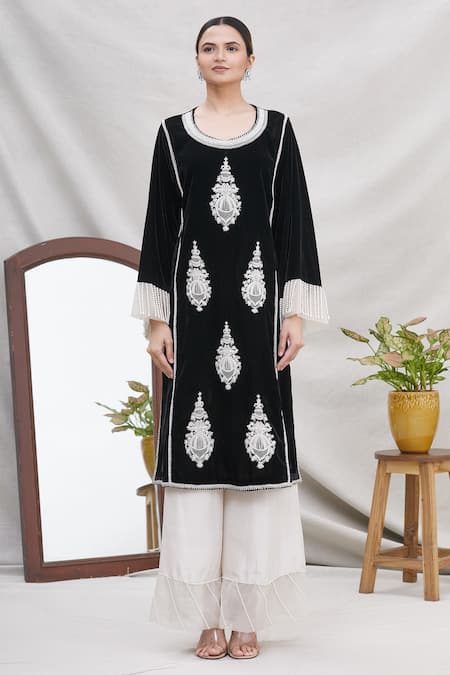 Buy_Ekta Singh_Black Velvet Round Kurta Set _Online_at_Aza_Fashions