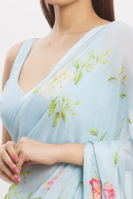 Neha Khullar_Blue Chiffon V Neck Printed Saree With Blouse _at_Aza_Fashions