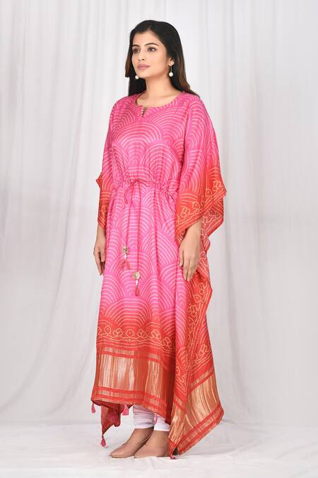 Buy_Naintara Bajaj_Pink Japanese Wave Print Kuftan _Online_at_Aza_Fashions