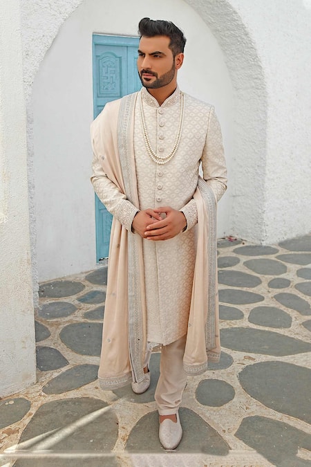 Vanshik Silk Embroidered Sherwani Set 