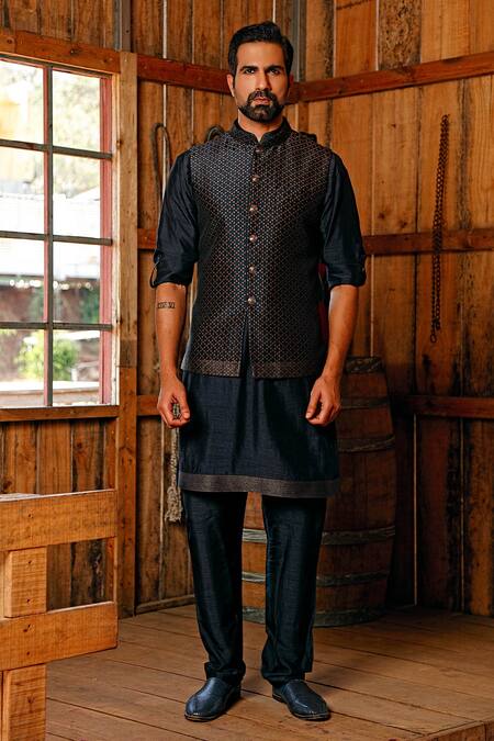 Vanshik Brocade Bundi & Silk Kurta Set 