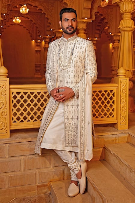 Vanshik Embroidered Sherwani Set 