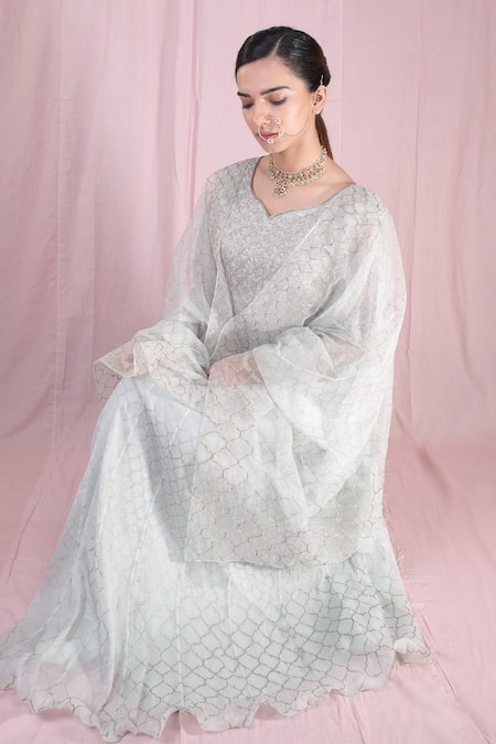 Buy_Show Shaa_Blue Crushed Organza Dupatta Tulle Lining Block Print Anarkali With _Online_at_Aza_Fashions