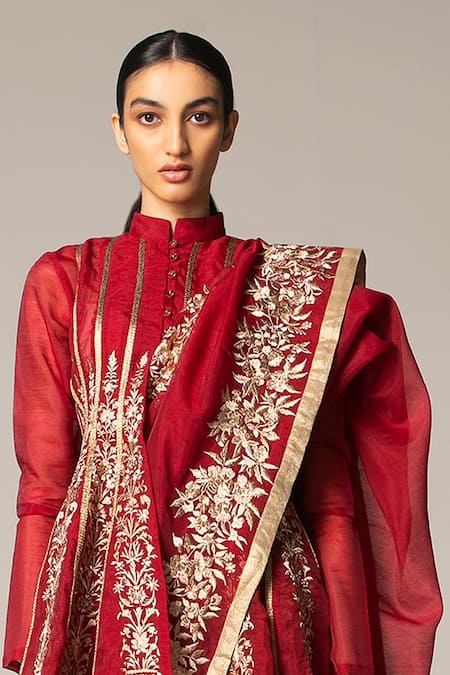 Siddartha Tytler_Maroon Organza High Neck Embroidered Anarkali Set _Online_at_Aza_Fashions