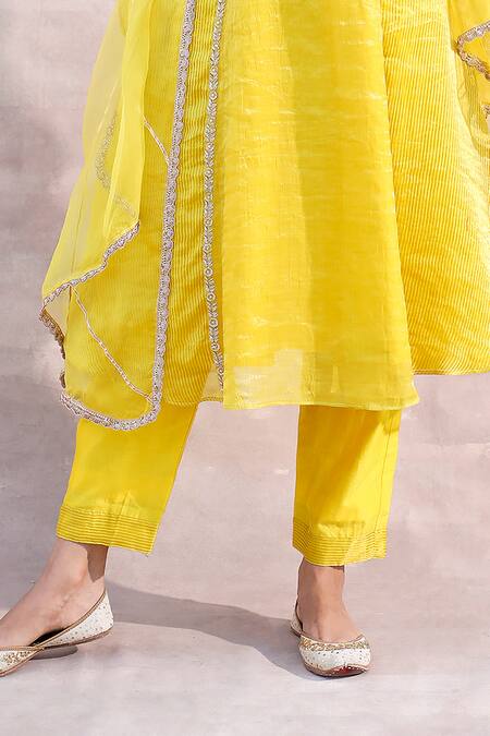 Label Mansi Nagdev Yellow Tissue, Chanderi Beads Round Neck Kiran A-line Kurta Set Online at Aza Fashions Label Mansi Nagdev_Yellow Tissue, Chanderi Beads Round Neck Kiran A-line Kurta Set _Online_at_Aza_Fashions