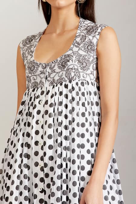 Label Earthen_Black Cotton Mal U Neck Polka Dot Print Anarkali And Pant Set _at_Aza_Fashions