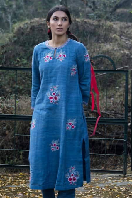 Label Earthen_Blue Handloom Cotton, Silk Embroidery Kurta And Pant Set For Kids_Online_at_Aza_Fashions
