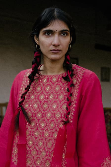 Label Earthen_Pink Kurta Pashmina  Salwar Chanderi Round Set _at_Aza_Fashions