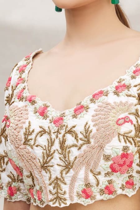 Neha Mehta Couture White Silk V Neck Embroidered Bridal Lehenga Set at Aza Fashions Neha Mehta Couture_White Silk V Neck Embroidered Bridal Lehenga Set _at_Aza_Fashions